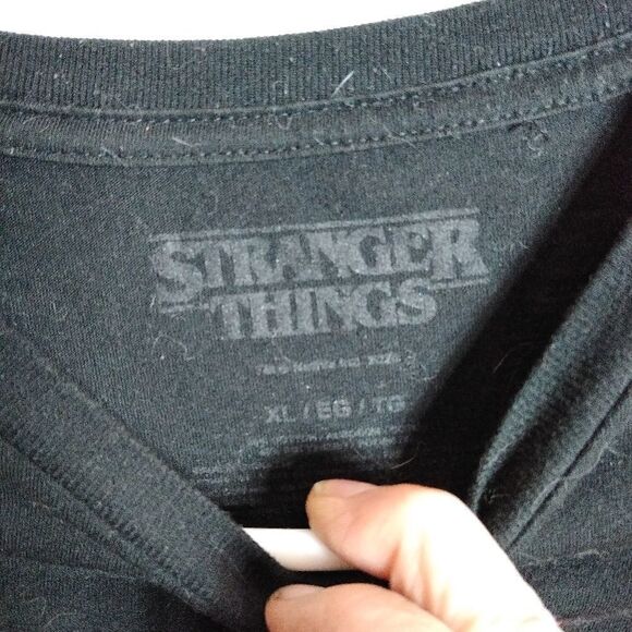Stranger things tee   - Picture 3 of 5